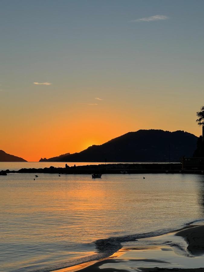 Hotel La Torretta A San Terenzo Lerici Exteriér fotografie